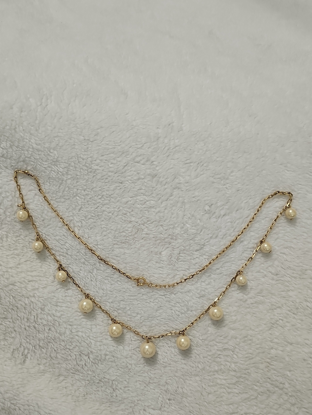 Gold Tone Faux Pearl Station Necklace 16" Dainty Minimalist Choker - Picture 7 of 10